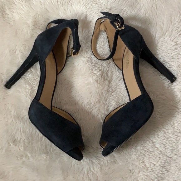 New Michael Kors Heels - Picture 3 of 6